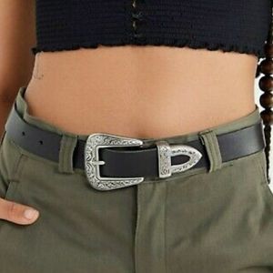 Black Leather 90's Belt